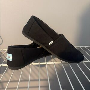 TOMS Black Canvas Slip-Ons worn ONCE